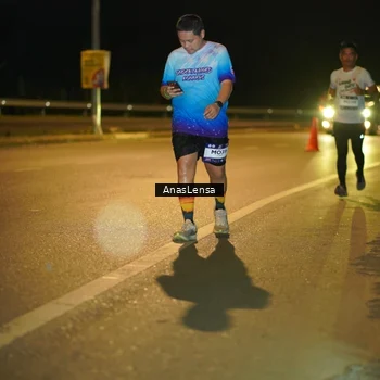Runner Photo 7711000