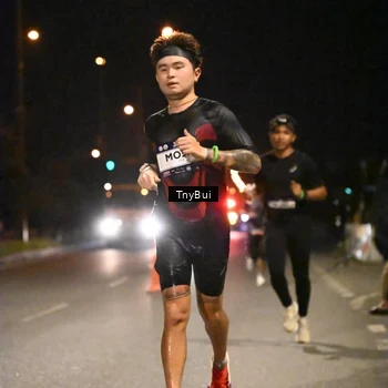 Runner Photo 7711013