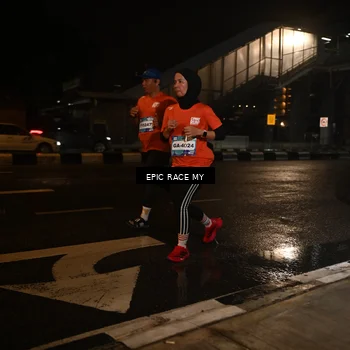 Runner Photo 7711026