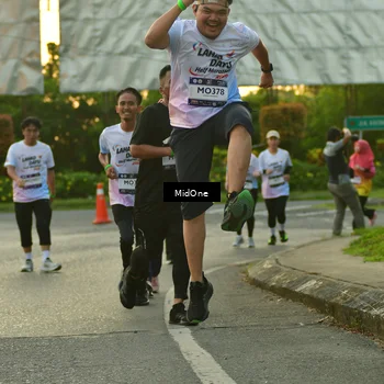 Runner Photo 7711033