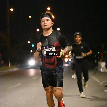 Runner Photo 7711040