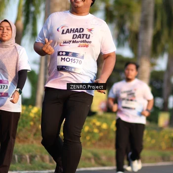 Runner Photo 7711042