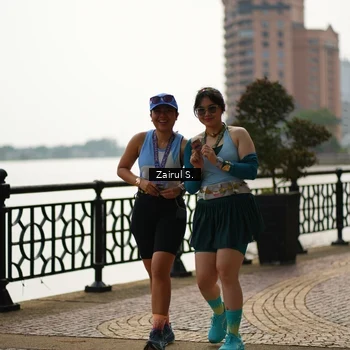 Runner Photo 7711044