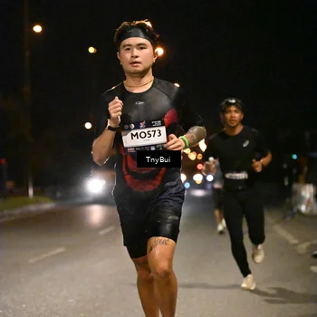 Runner Photo 7711048