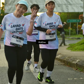Runner Photo 7711052