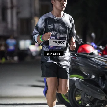 Runner Photo 7711058