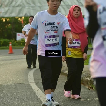 Runner Photo 7711066