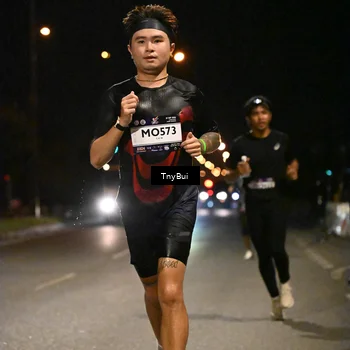 Runner Photo 7711067