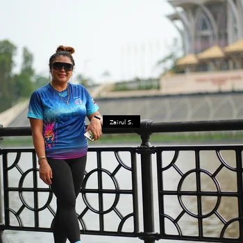 Runner Photo 7711075