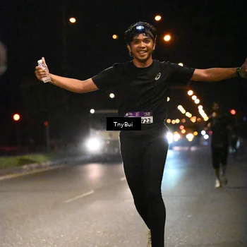 Runner Photo 7711078