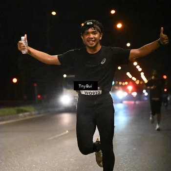 Runner Photo 7711082