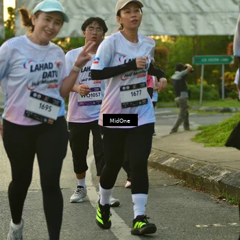 Runner Photo 7711096