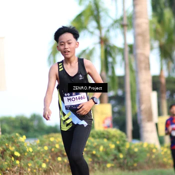 Runner Photo 7711120