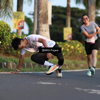 Runner Photo 7711166