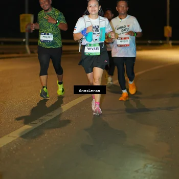 Runner Photo 7711175
