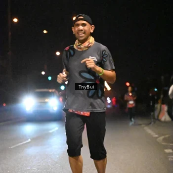 Runner Photo 7711187