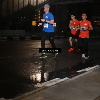 Runner Photo 7711189