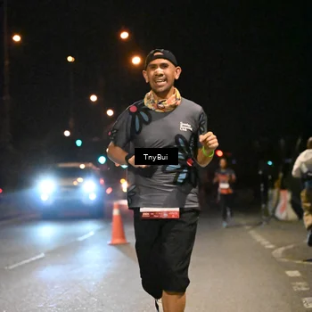 Runner Photo 7711193