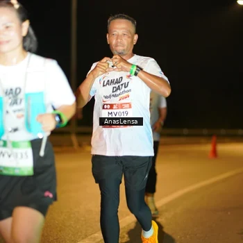 Runner Photo 7711205