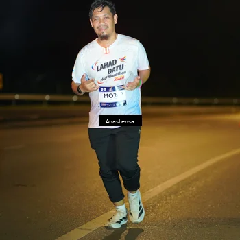 Runner Photo 7711213