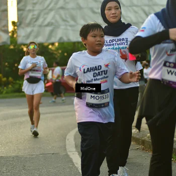 Runner Photo 7711224