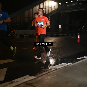 Runner Photo 7711234