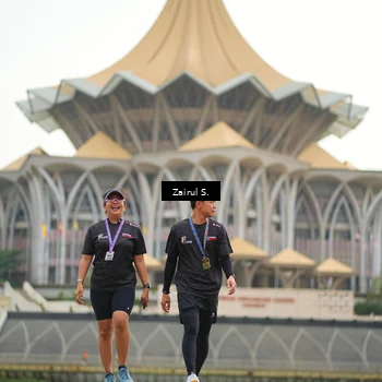 Runner Photo 7711269