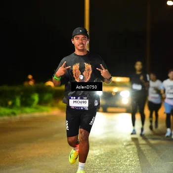Runner Photo 7711274
