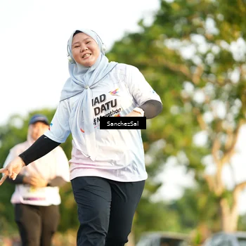 Runner Photo 7711277