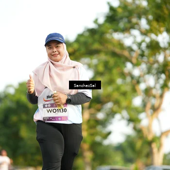 Runner Photo 7711299