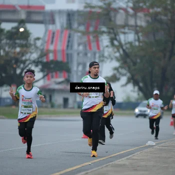 Runner Photo 7711311