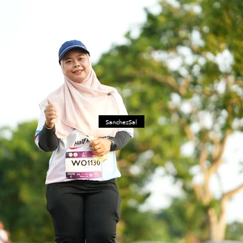 Runner Photo 7711334