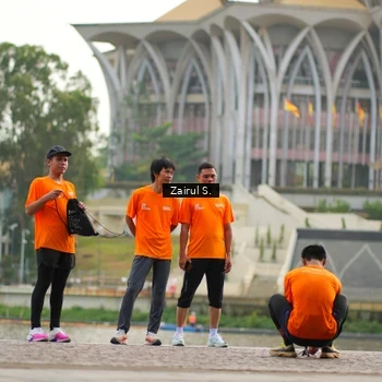 Runner Photo 7711368