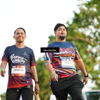 Runner Photo 7711373
