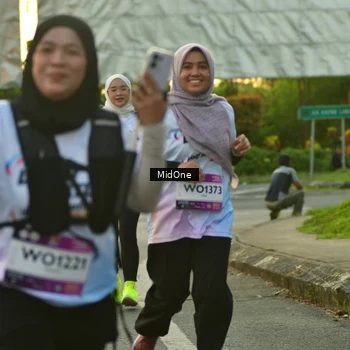 Runner Photo 7711389