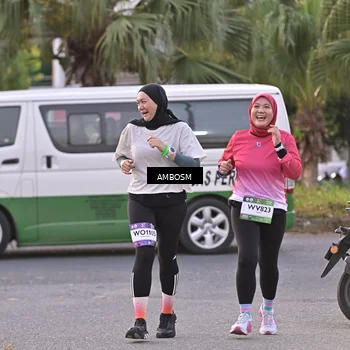 Runner Photo 7711409