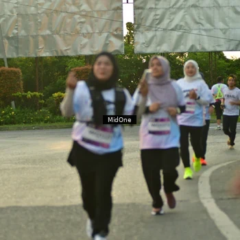 Runner Photo 7711420
