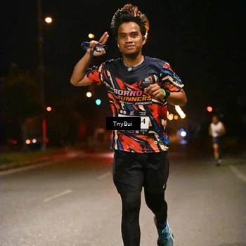 Runner Photo 7711425