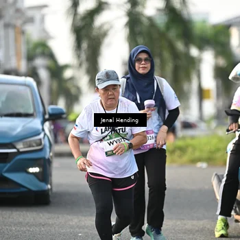 Runner Photo 7711428