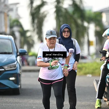 Runner Photo 7711429