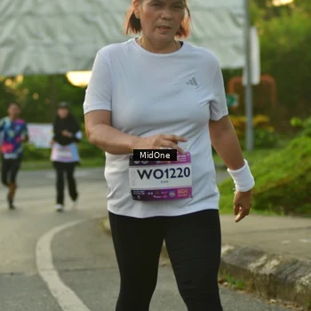 Runner Photo 7711438
