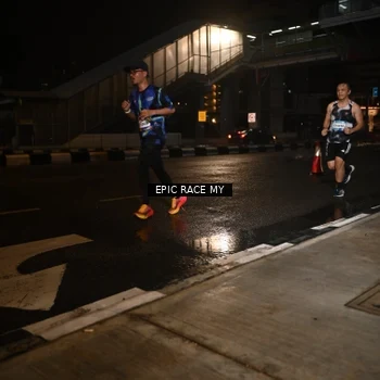 Runner Photo 7711446