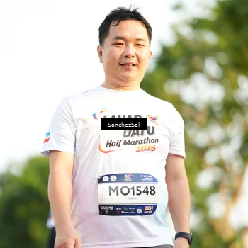 Runner Photo 7711447