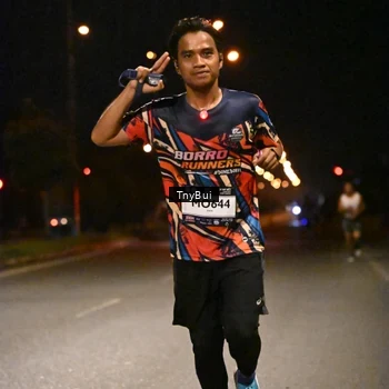 Runner Photo 7711455