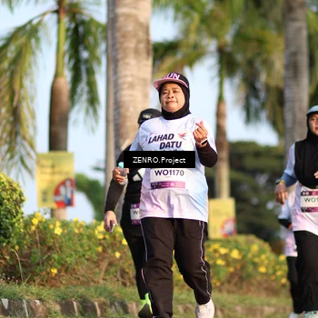 Runner Photo 7711456