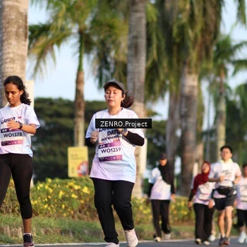 Runner Photo 7711458
