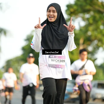 Runner Photo 7711462