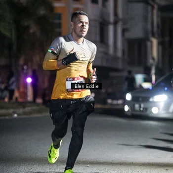 Runner Photo 7711467