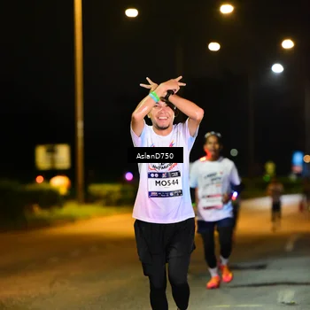 Runner Photo 7711468