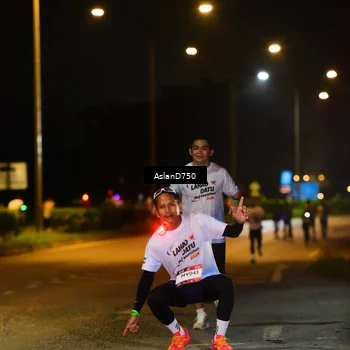Runner Photo 7711471